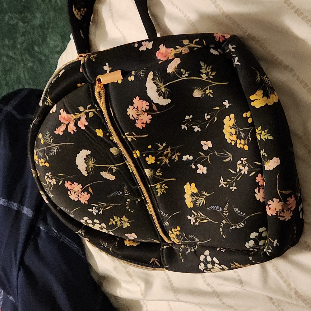 Backpack - Picture 7 of 7